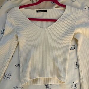 White V-Neck Ribbed Sweater